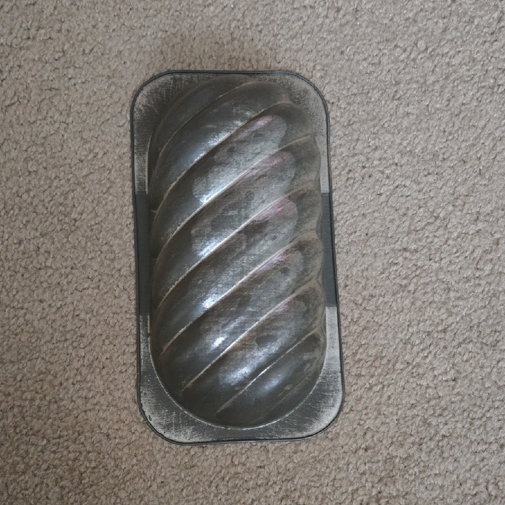 Vintage Silver Metal Loaf Pan